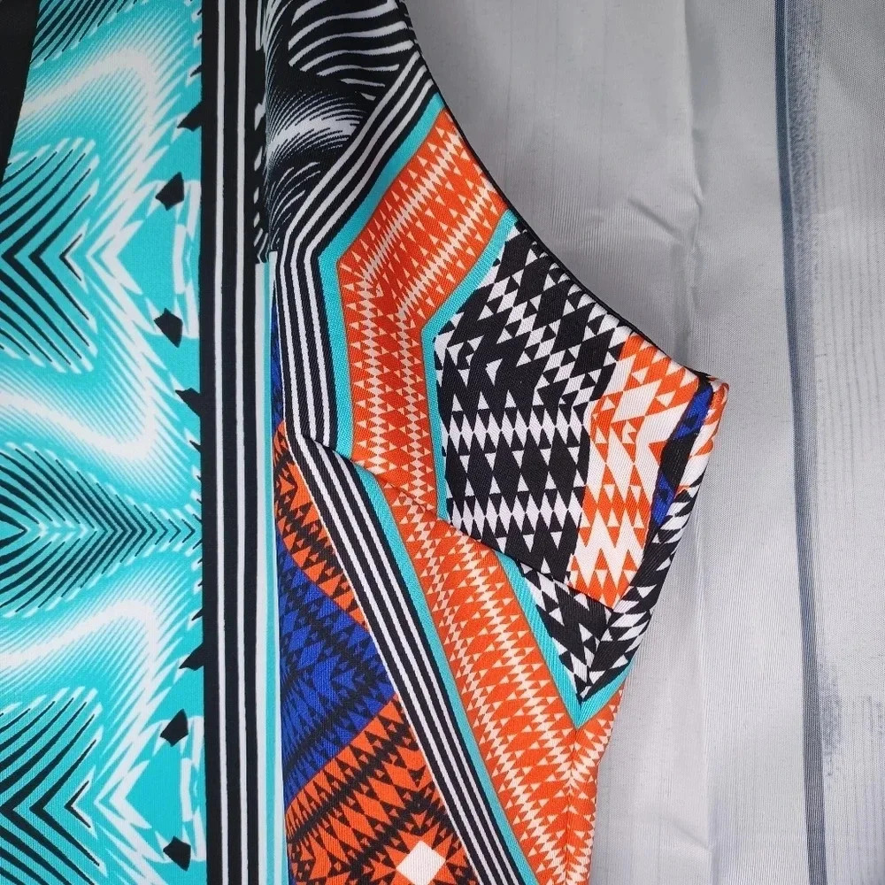 Bisou Bisou Aztec print halter style shirt - Picture 3 of 10